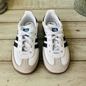 NIB Adidas Samba Kids White and Black Striped Sneakers - 6.5 K